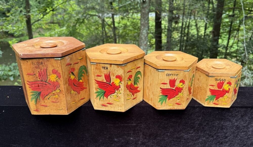4 MCM 1960’s Japan Betson's Wood Rooster Hexagon 6-Sided Nesting Canisters